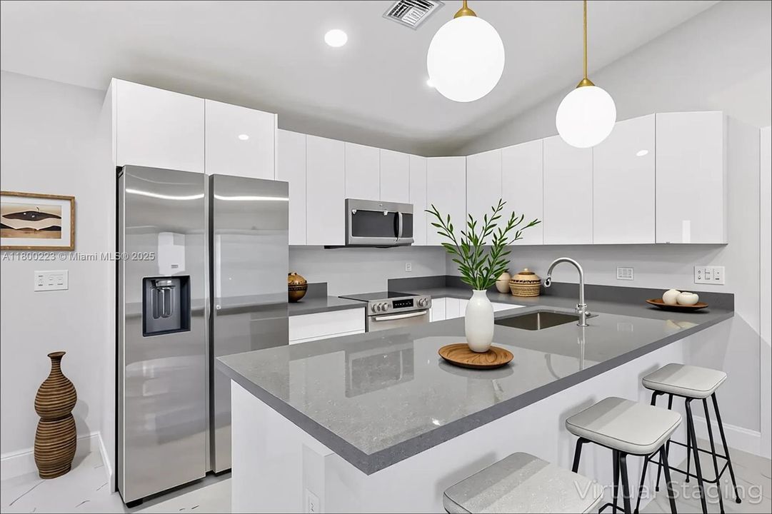 Vendido Recientemente: $289,900 (3 camas, 2 baños, 1239 Pies cuadrados)