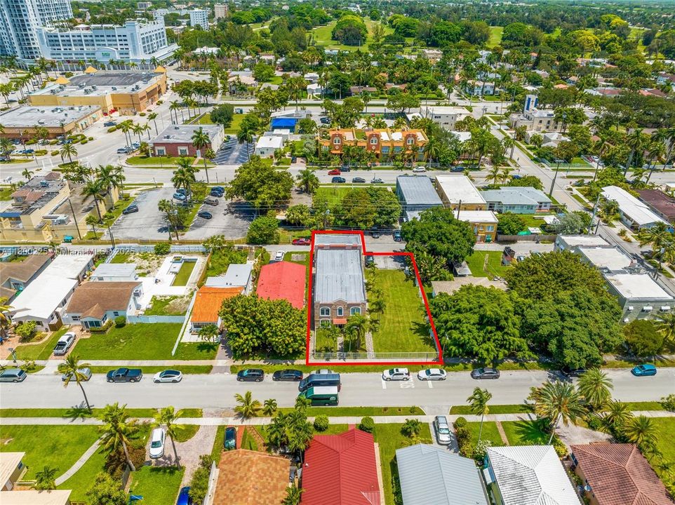 合同活跃: $2,300,000 (0 贝兹, 0 浴室, 0 平方英尺)