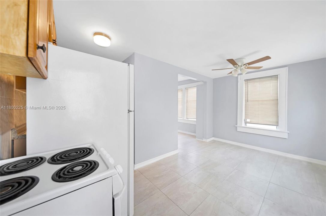 合同活跃: $2,300,000 (0 贝兹, 0 浴室, 0 平方英尺)