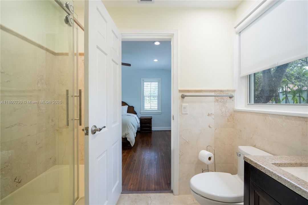 Jack and Jill bathroom with tub