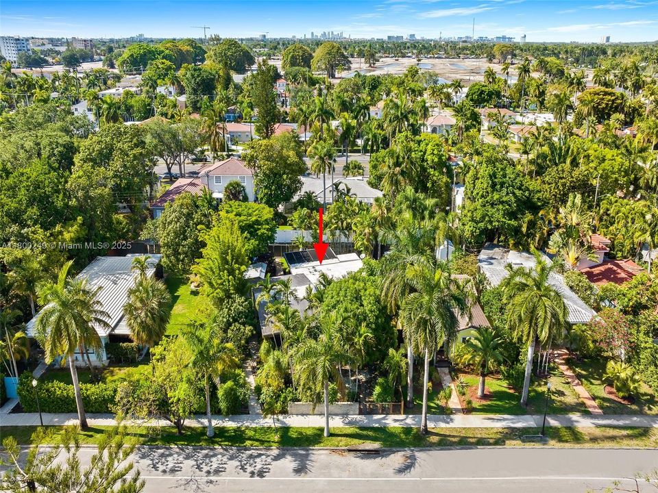 Недавно продано: $1,049,900 (3 спален, 2 ванн, 1644 Квадратных фут)