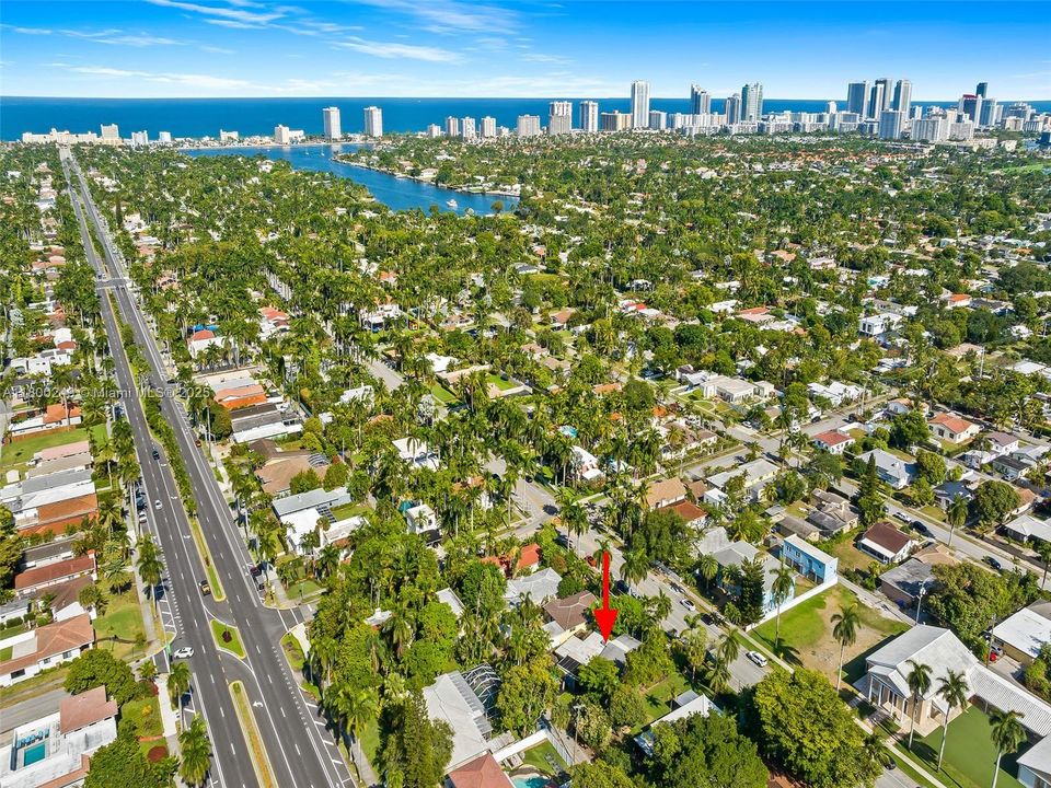 Недавно продано: $1,049,900 (3 спален, 2 ванн, 1644 Квадратных фут)