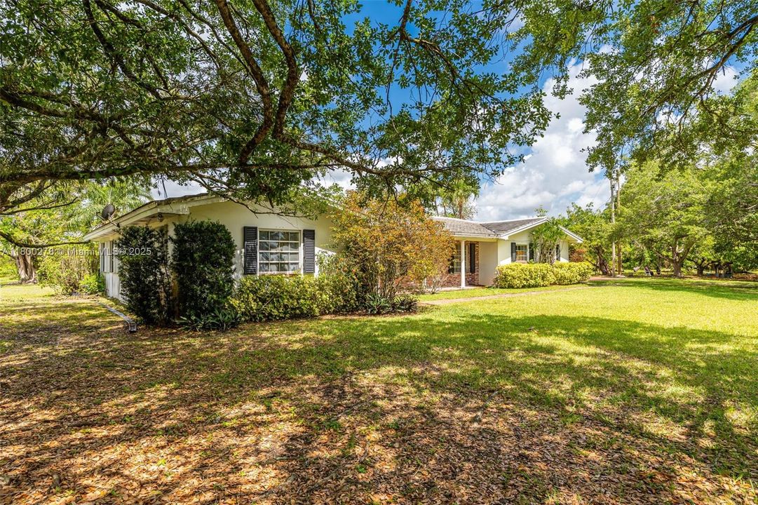 Recently Sold: $2,150,000 (0 beds, 0 baths, 0 Square Feet)