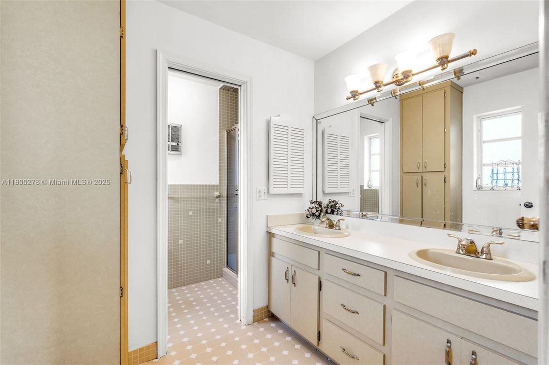 Recently Sold: $2,150,000 (0 beds, 0 baths, 0 Square Feet)