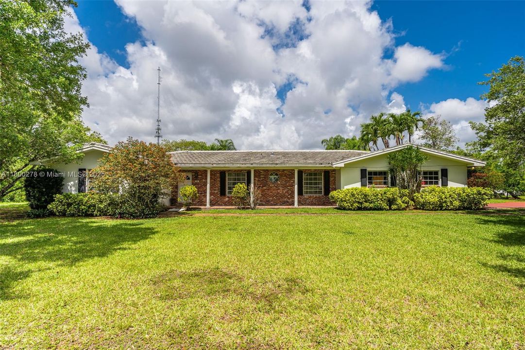 Recently Sold: $2,150,000 (0 beds, 0 baths, 0 Square Feet)