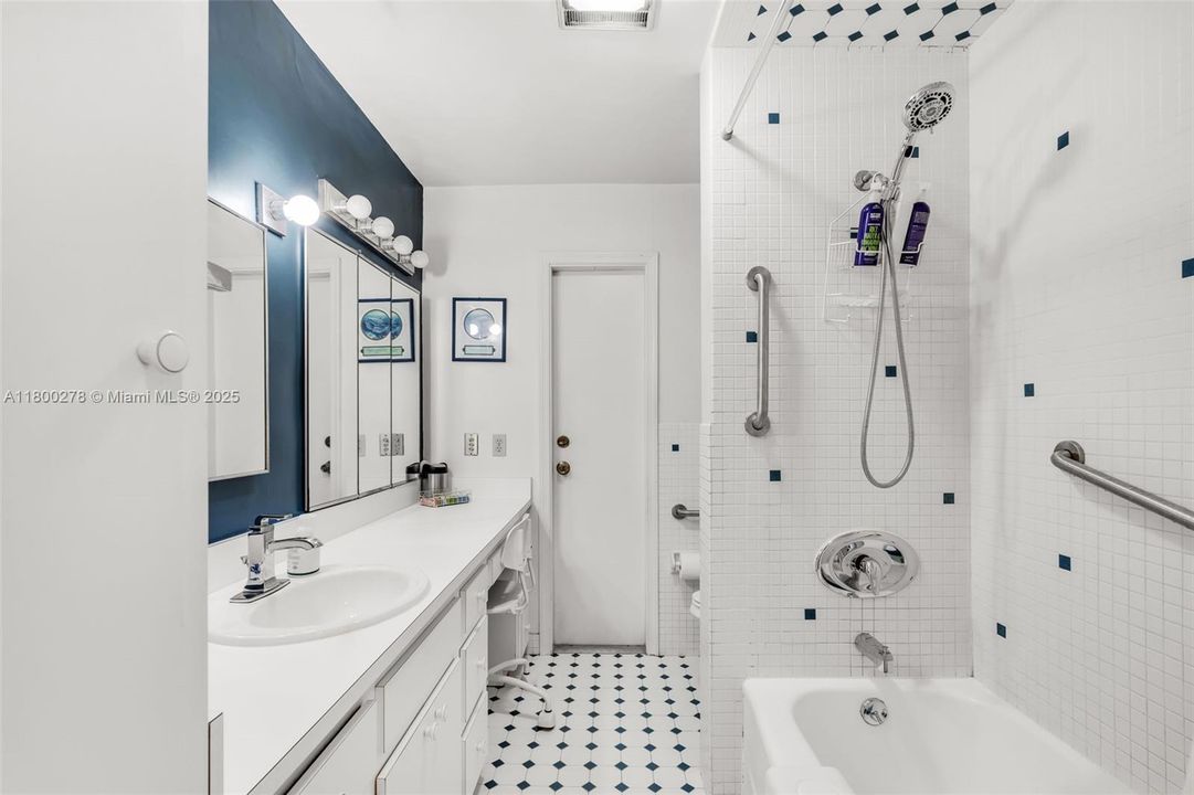 Recently Sold: $2,150,000 (0 beds, 0 baths, 0 Square Feet)