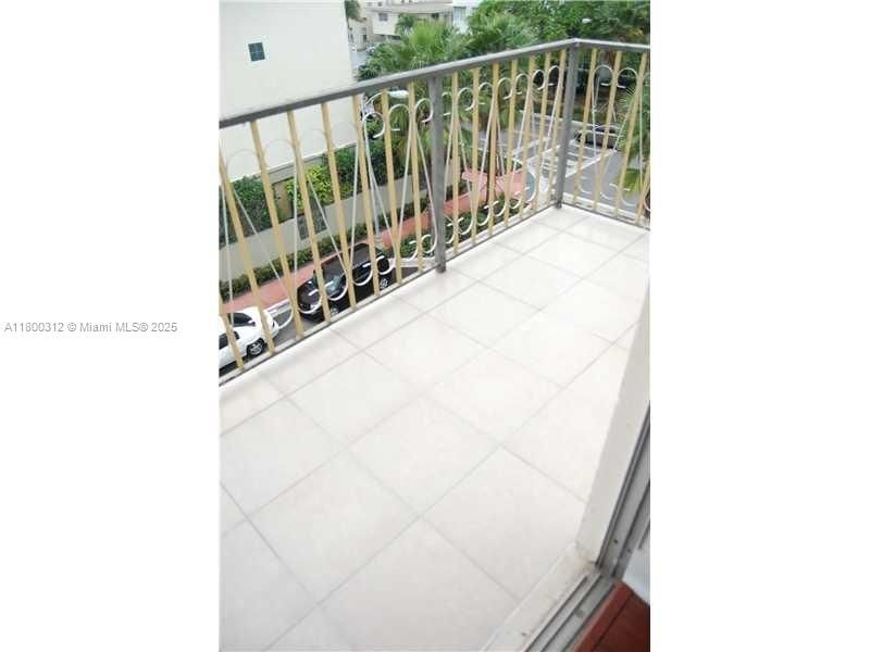 Vendido Recientemente: $280,000 (1 camas, 1 baños, 680 Pies cuadrados)