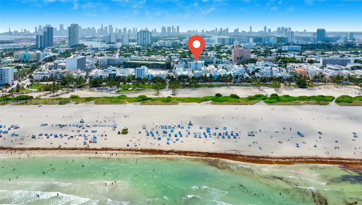 For Sale: $579,975 (1 beds, 1 baths, 760 Square Feet)