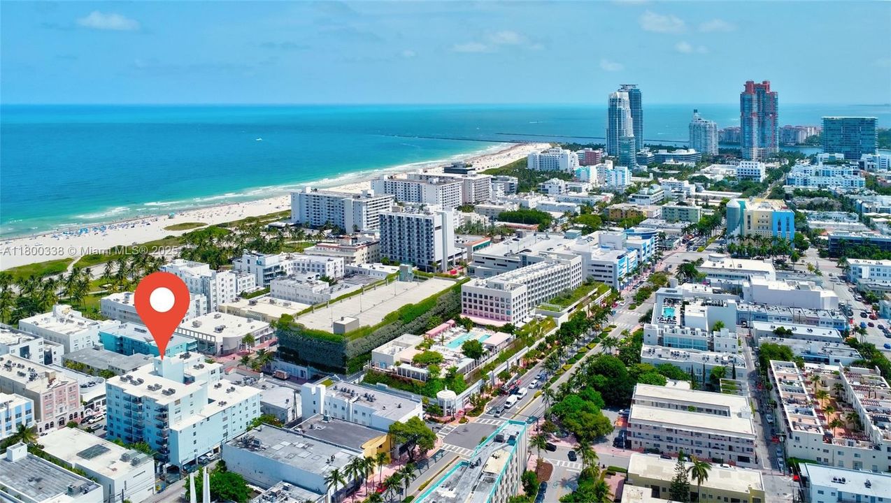 For Sale: $579,975 (1 beds, 1 baths, 760 Square Feet)