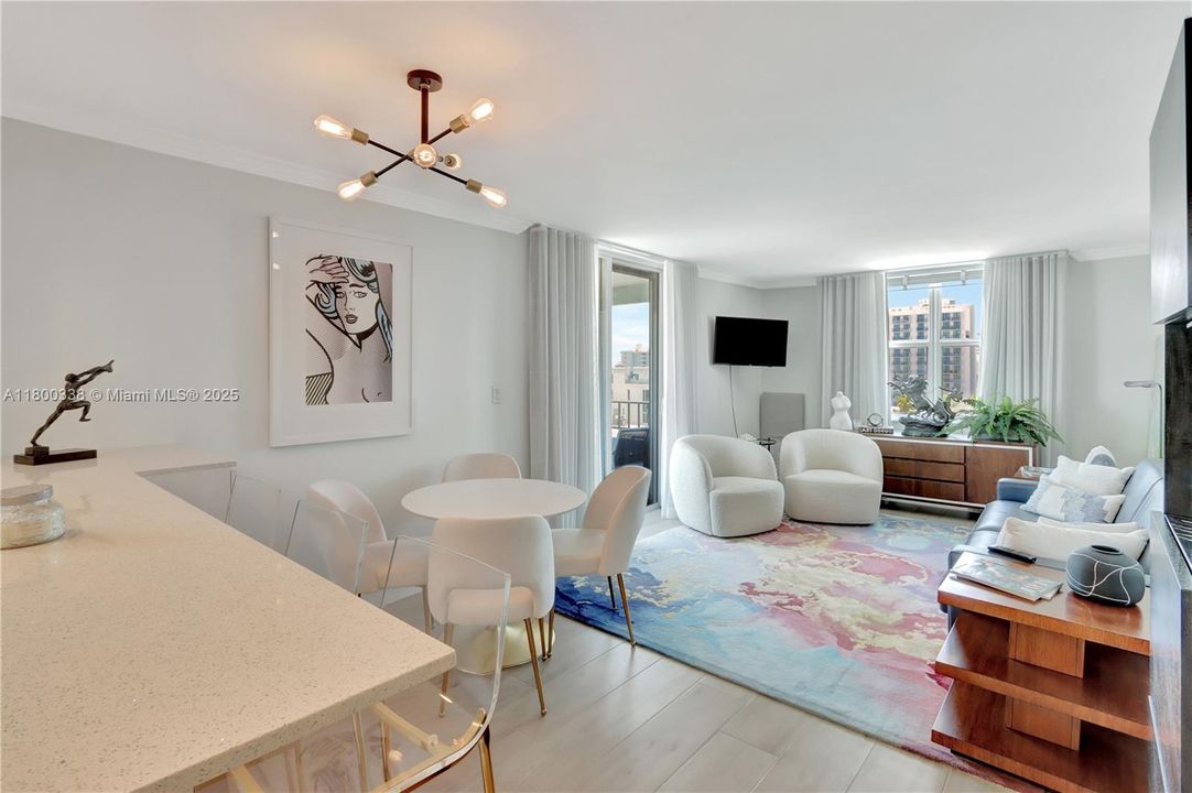 For Sale: $579,975 (1 beds, 1 baths, 760 Square Feet)