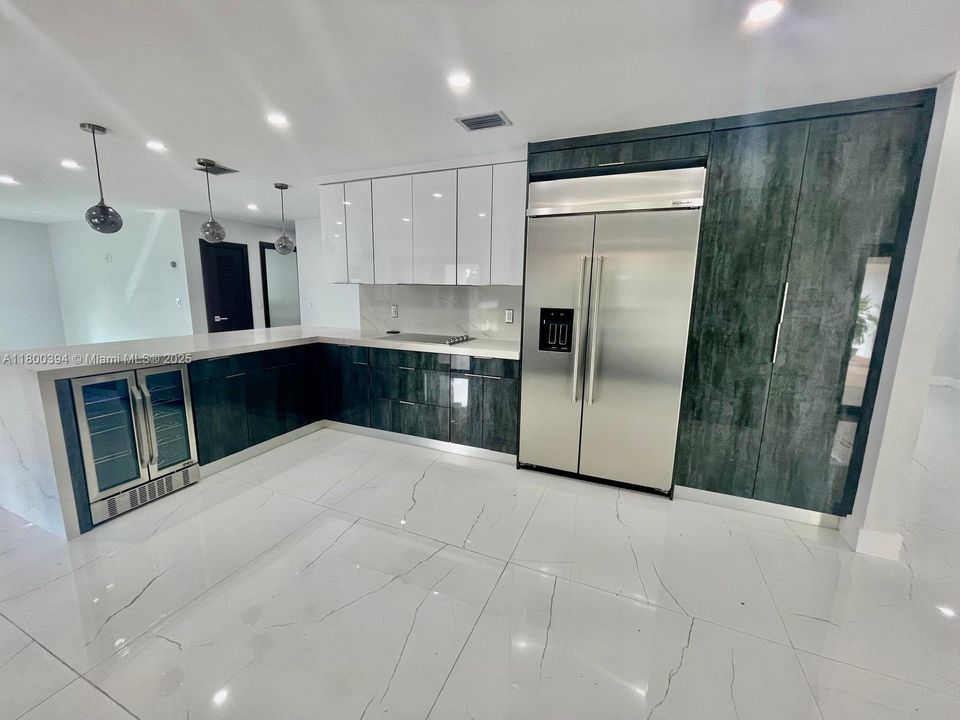 For Sale: $2,300,000 (5 beds, 3 baths, 3462 Square Feet)