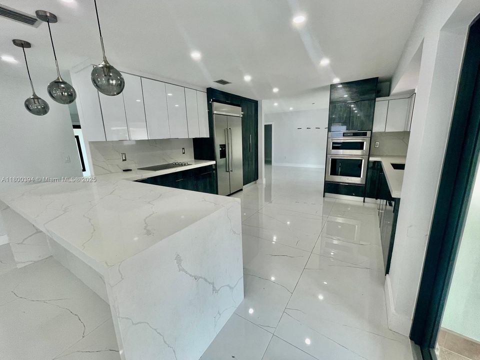 For Sale: $2,300,000 (5 beds, 3 baths, 3462 Square Feet)