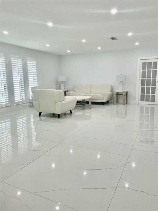 For Sale: $2,300,000 (5 beds, 3 baths, 3462 Square Feet)