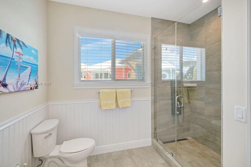 En Venta: $8,950,000 (8 camas, 8 baños, 5392 Pies cuadrados)