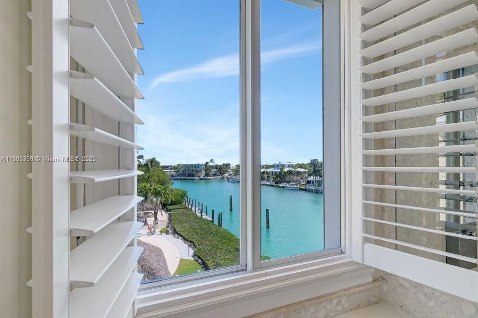 En Venta: $8,950,000 (8 camas, 8 baños, 5392 Pies cuadrados)