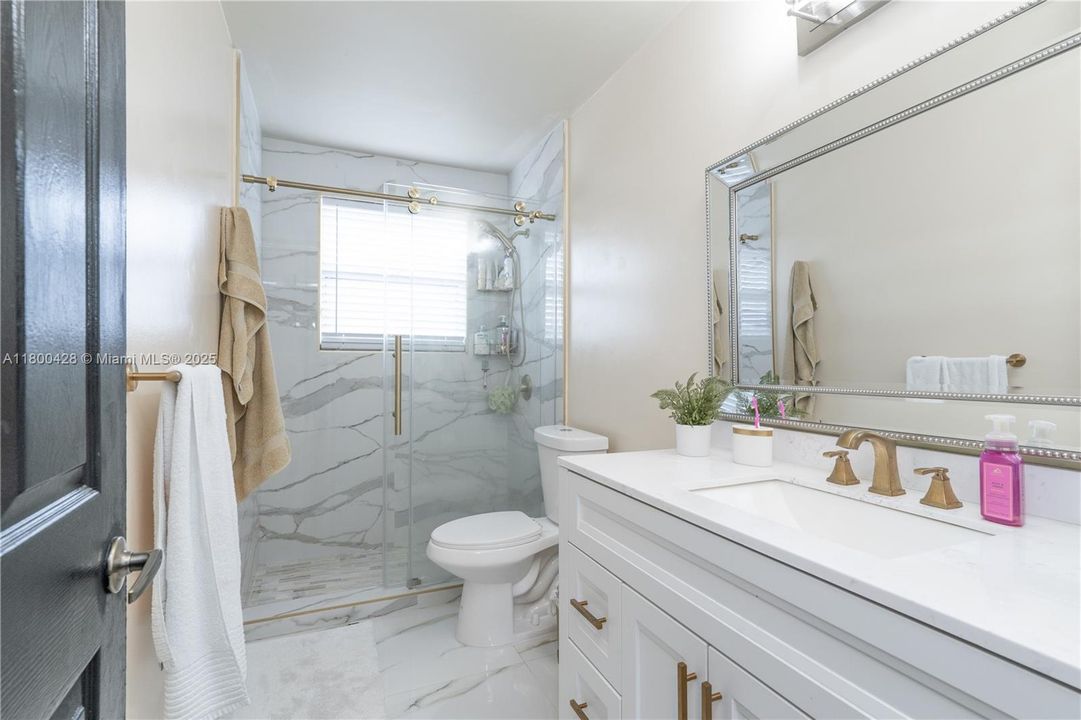 Recently Sold: $805,000 (4 beds, 3 baths, 2436 Square Feet)