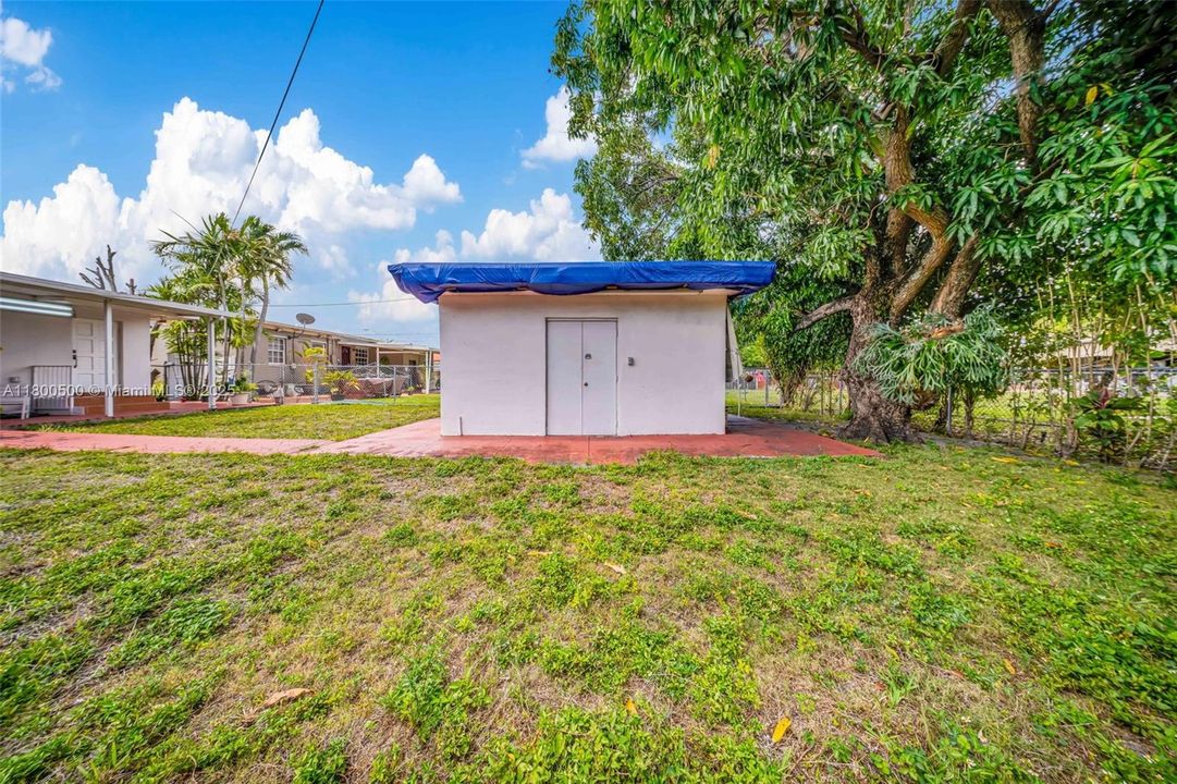 Vendido Recientemente: $579,999 (3 camas, 2 baños, 1546 Pies cuadrados)