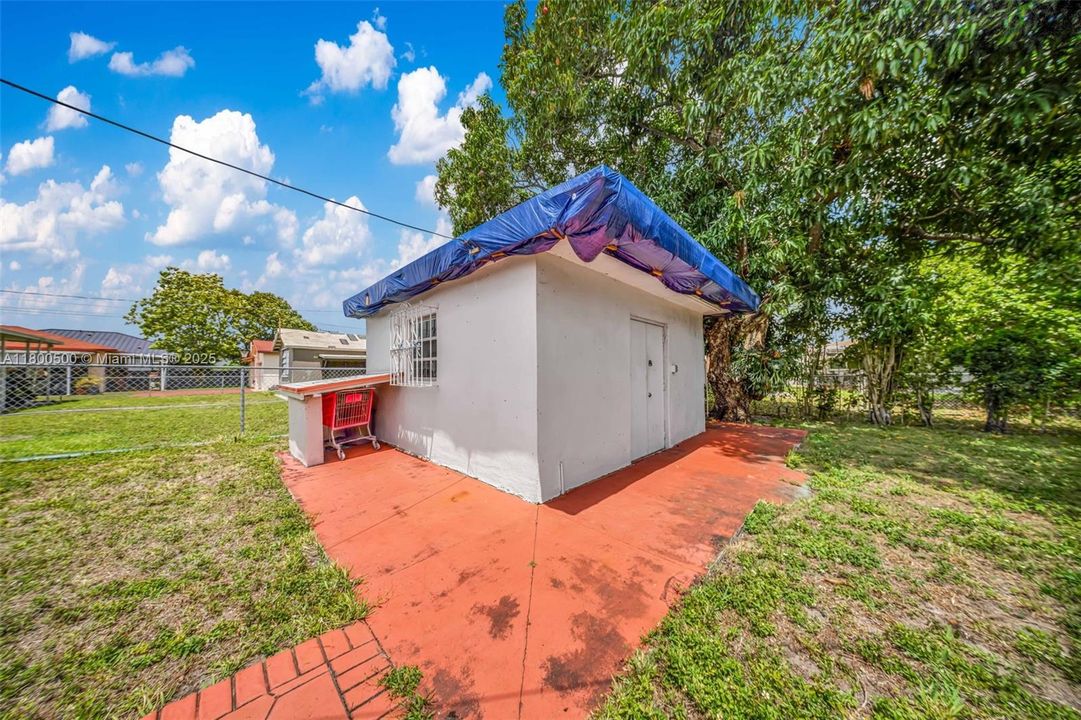 Vendido Recientemente: $579,999 (3 camas, 2 baños, 1546 Pies cuadrados)