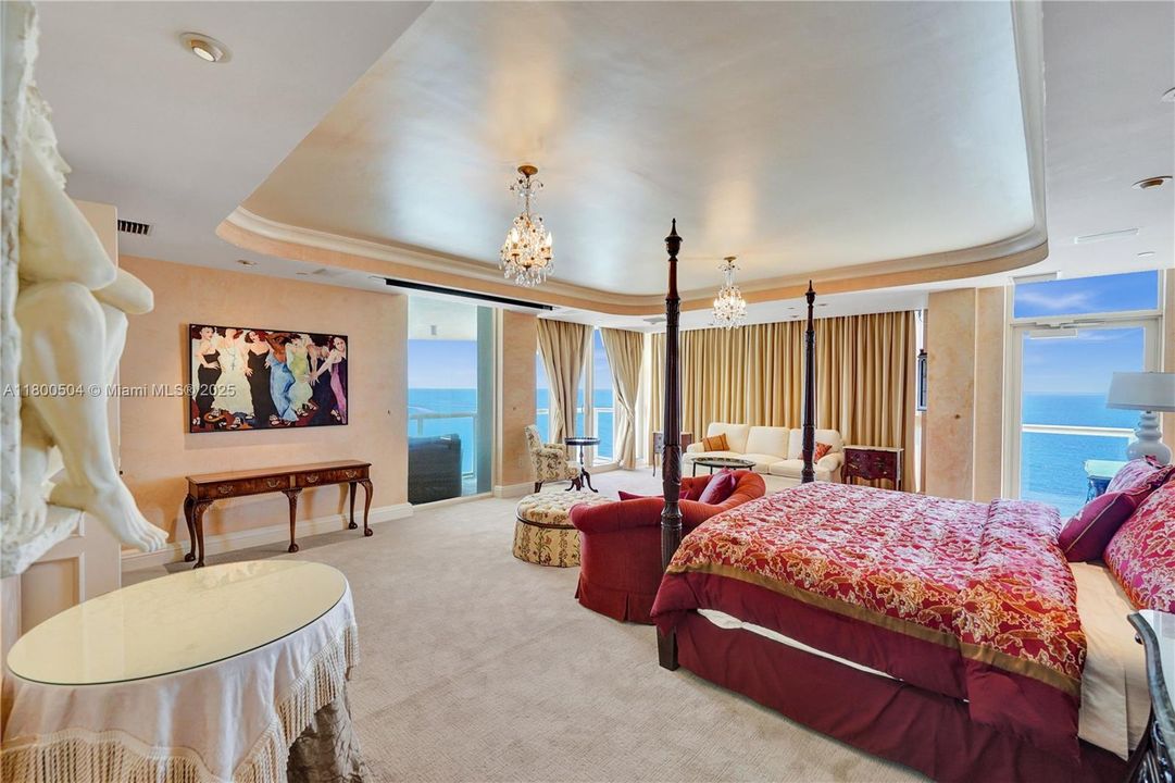 Primary Bedroom w/Direct Ocean Views