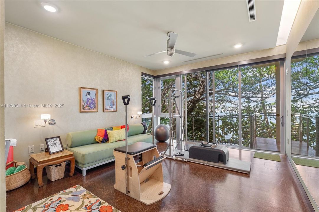 待售: $27,500,000 (7 贝兹, 6 浴室, 6250 平方英尺)