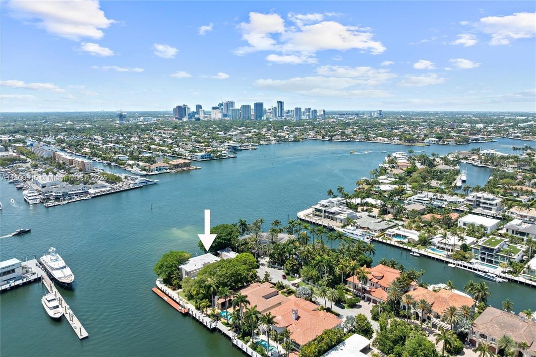 待售: $27,500,000 (7 贝兹, 6 浴室, 6250 平方英尺)