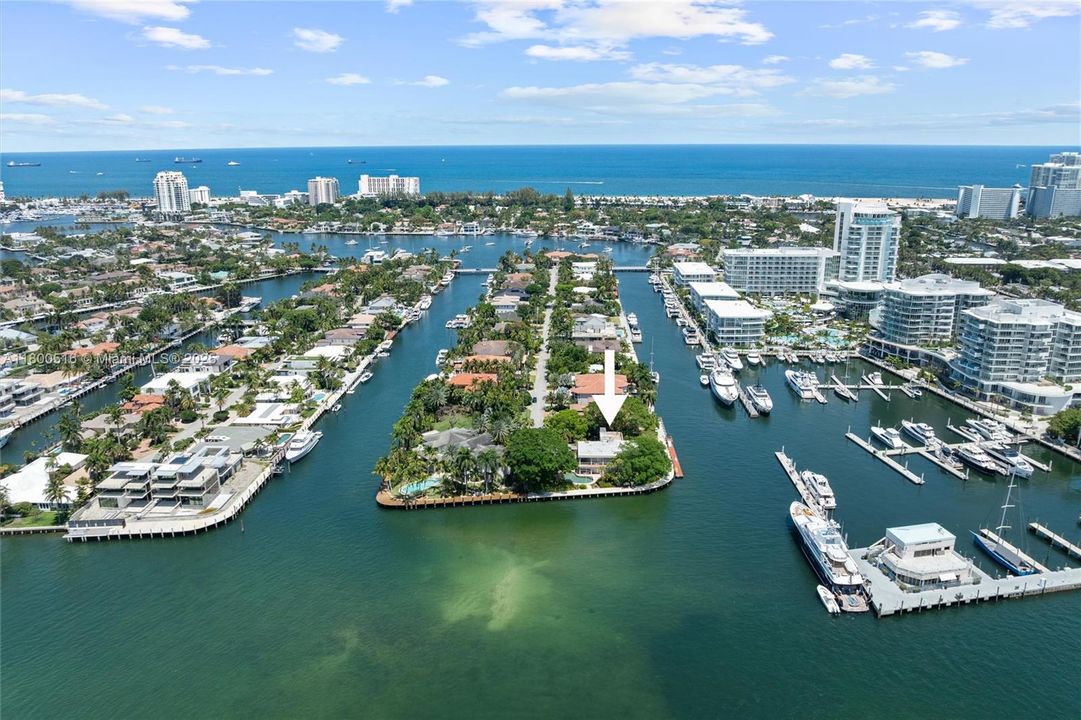 待售: $27,500,000 (7 贝兹, 6 浴室, 6250 平方英尺)