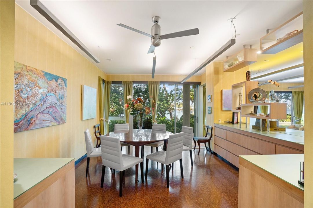 待售: $27,500,000 (7 贝兹, 6 浴室, 6250 平方英尺)