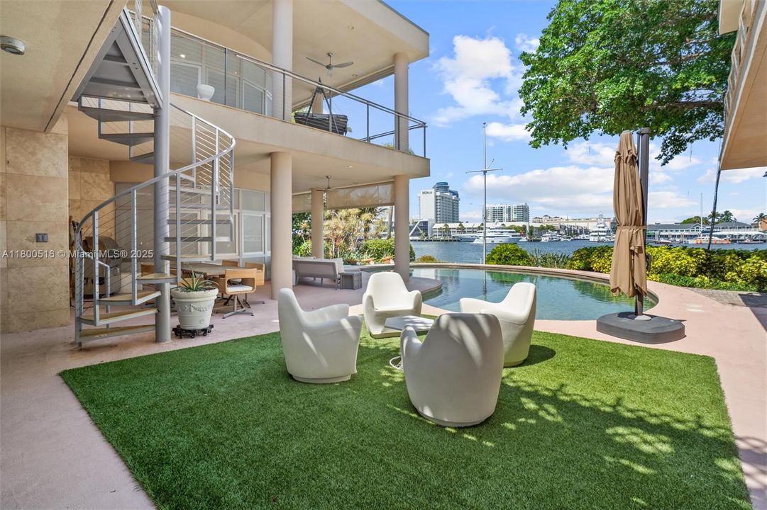 待售: $27,500,000 (7 贝兹, 6 浴室, 6250 平方英尺)