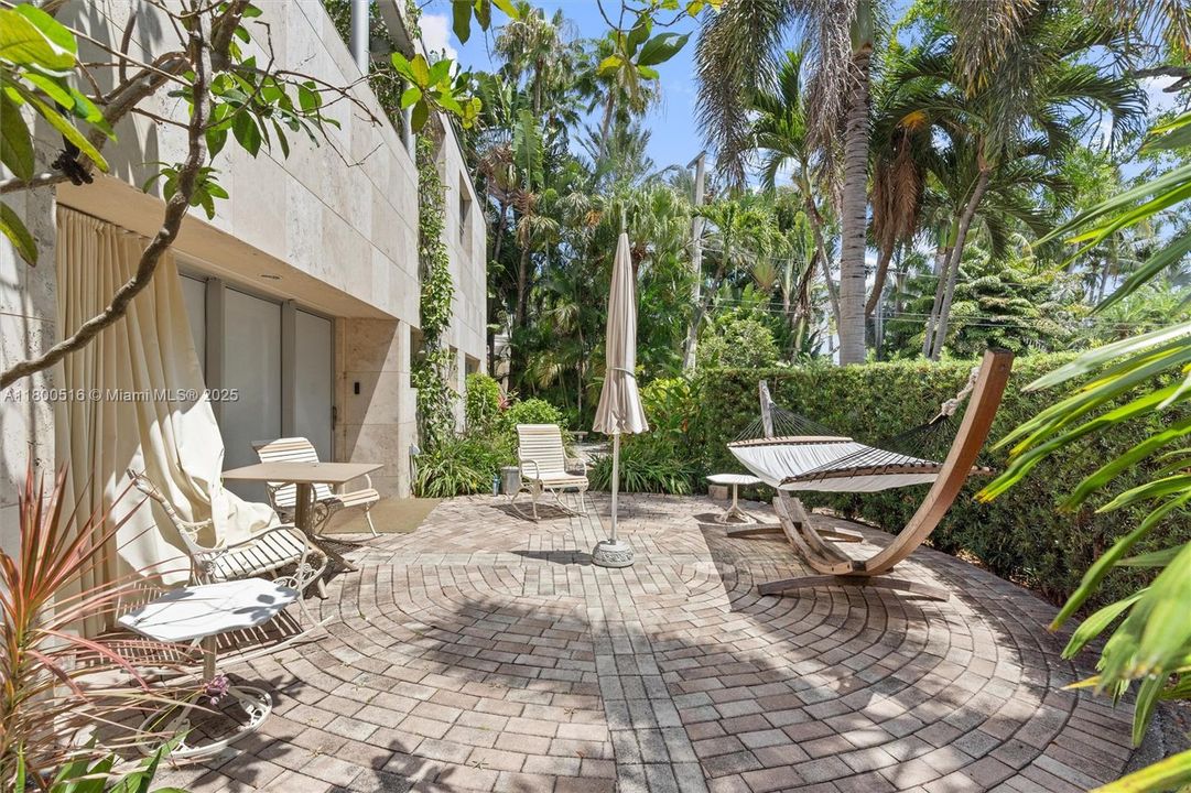 待售: $27,500,000 (7 贝兹, 6 浴室, 6250 平方英尺)