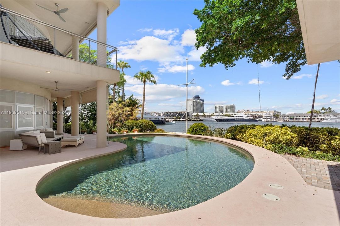 待售: $27,500,000 (7 贝兹, 6 浴室, 6250 平方英尺)