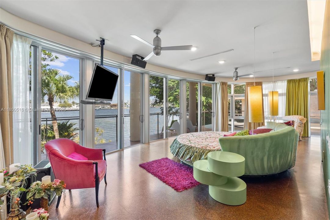 待售: $27,500,000 (7 贝兹, 6 浴室, 6250 平方英尺)