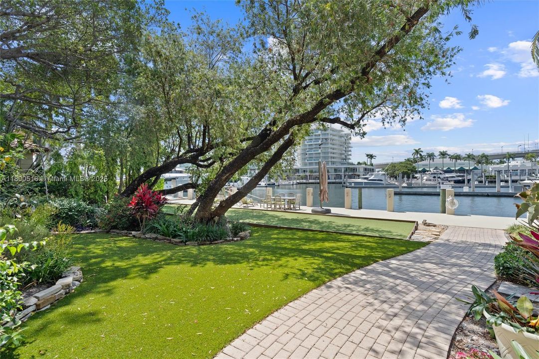 待售: $27,500,000 (7 贝兹, 6 浴室, 6250 平方英尺)