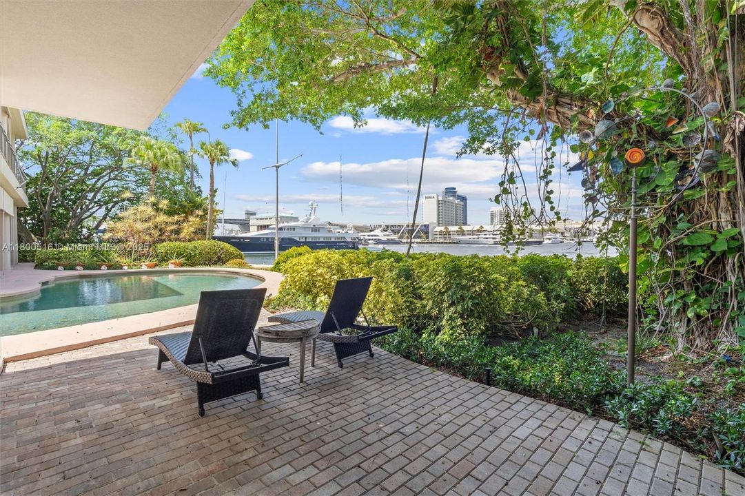 待售: $27,500,000 (7 贝兹, 6 浴室, 6250 平方英尺)