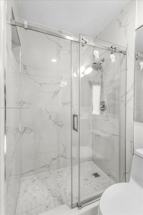 Vendido Recientemente: $650,000 (4 camas, 2 baños, 1567 Pies cuadrados)