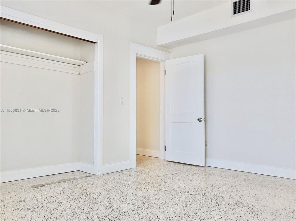 For Sale: $830,000 (3 beds, 1 baths, 2143 Square Feet)