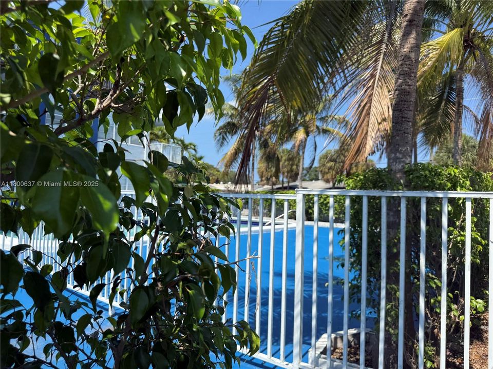 Vendido Recientemente: $175,000 (1 camas, 1 baños, 795 Pies cuadrados)