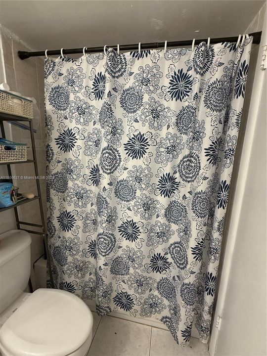 Vendido Recientemente: $175,000 (1 camas, 1 baños, 795 Pies cuadrados)