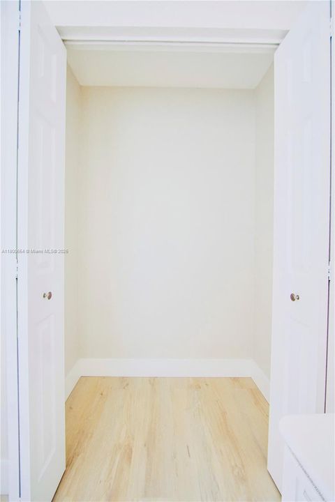 For Rent: $4,500 (3 beds, 2 baths, 1507 Square Feet)