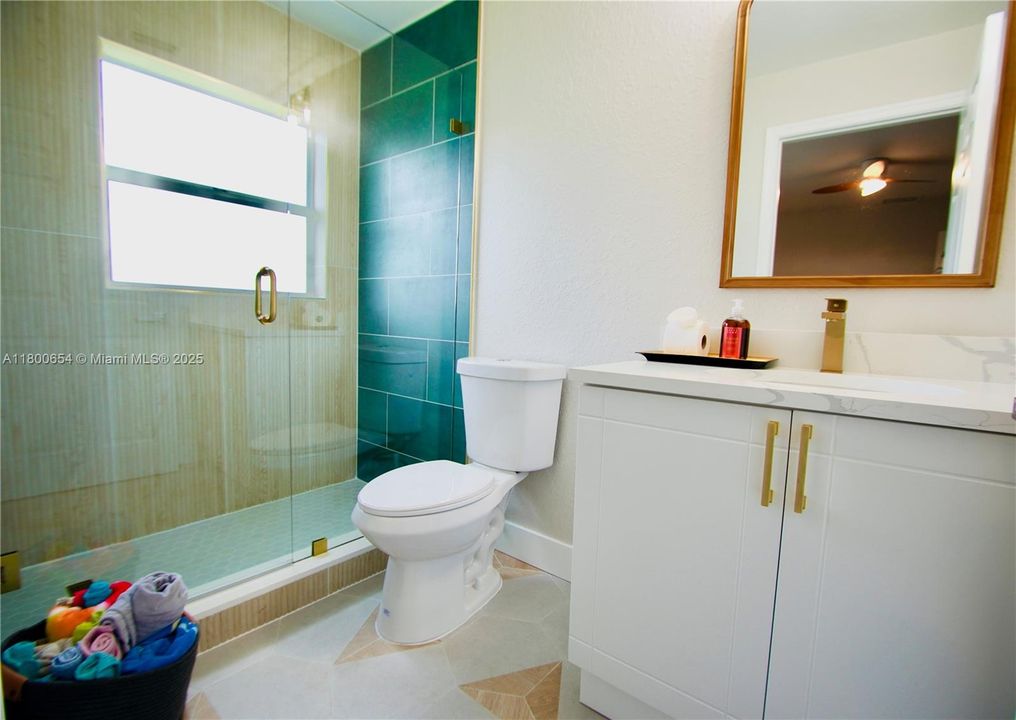 For Rent: $4,500 (3 beds, 2 baths, 1507 Square Feet)