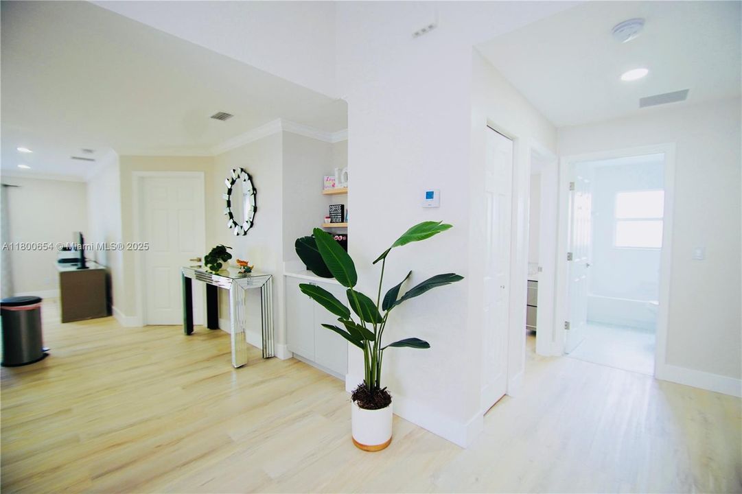 For Rent: $4,500 (3 beds, 2 baths, 1507 Square Feet)