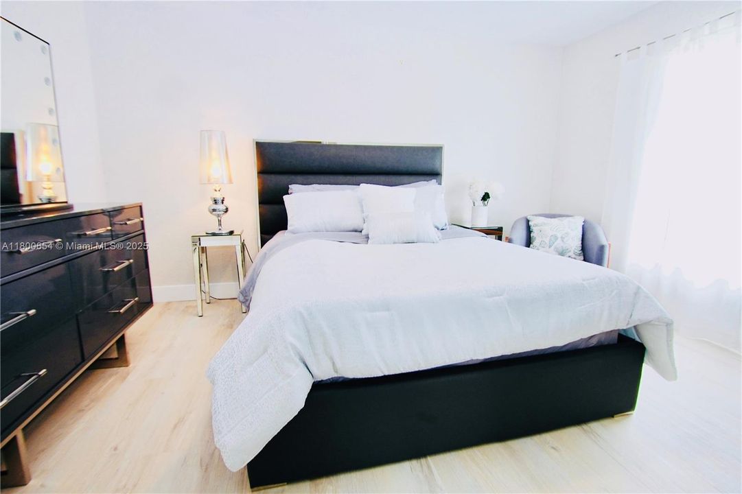 For Rent: $4,500 (3 beds, 2 baths, 1507 Square Feet)