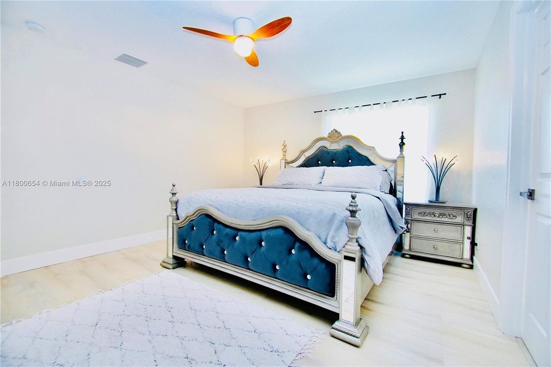 For Rent: $4,500 (3 beds, 2 baths, 1507 Square Feet)