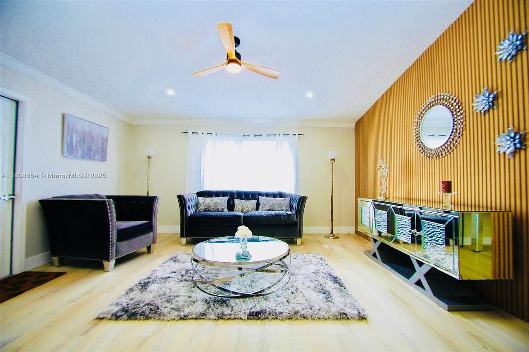 For Rent: $4,500 (3 beds, 2 baths, 1507 Square Feet)