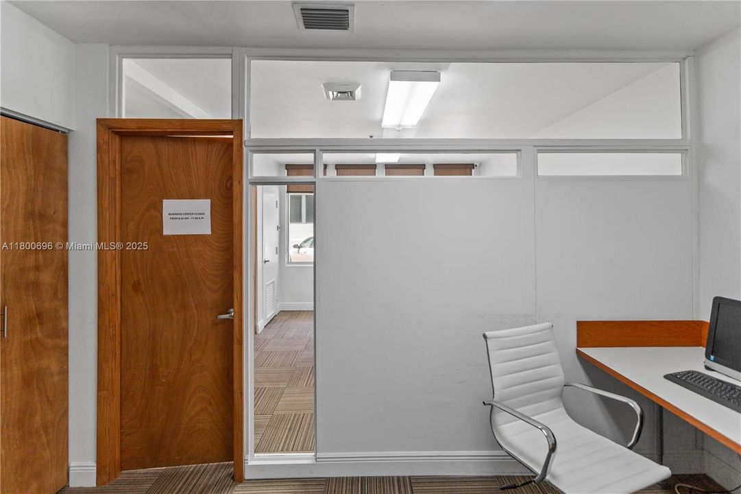 На продажу: $649,990 (1 спален, 1 ванн, 929 Квадратных фут)