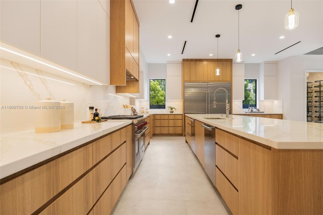 For Sale: $6,300,000 (5 beds, 5 baths, 0 Square Feet)
