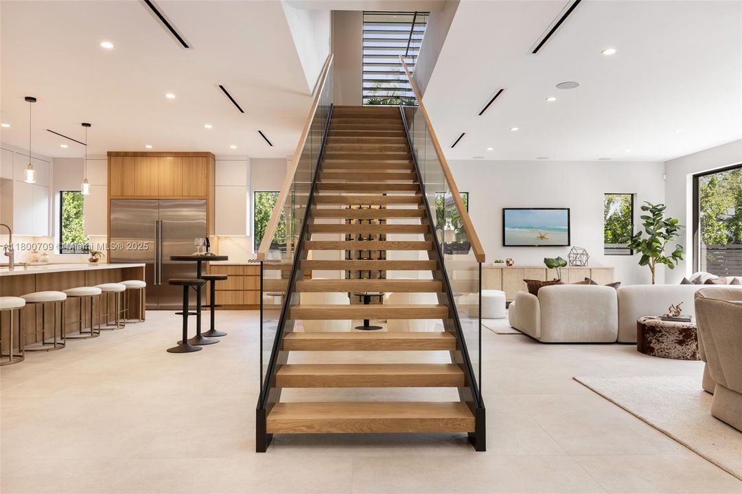 For Sale: $6,300,000 (5 beds, 5 baths, 0 Square Feet)