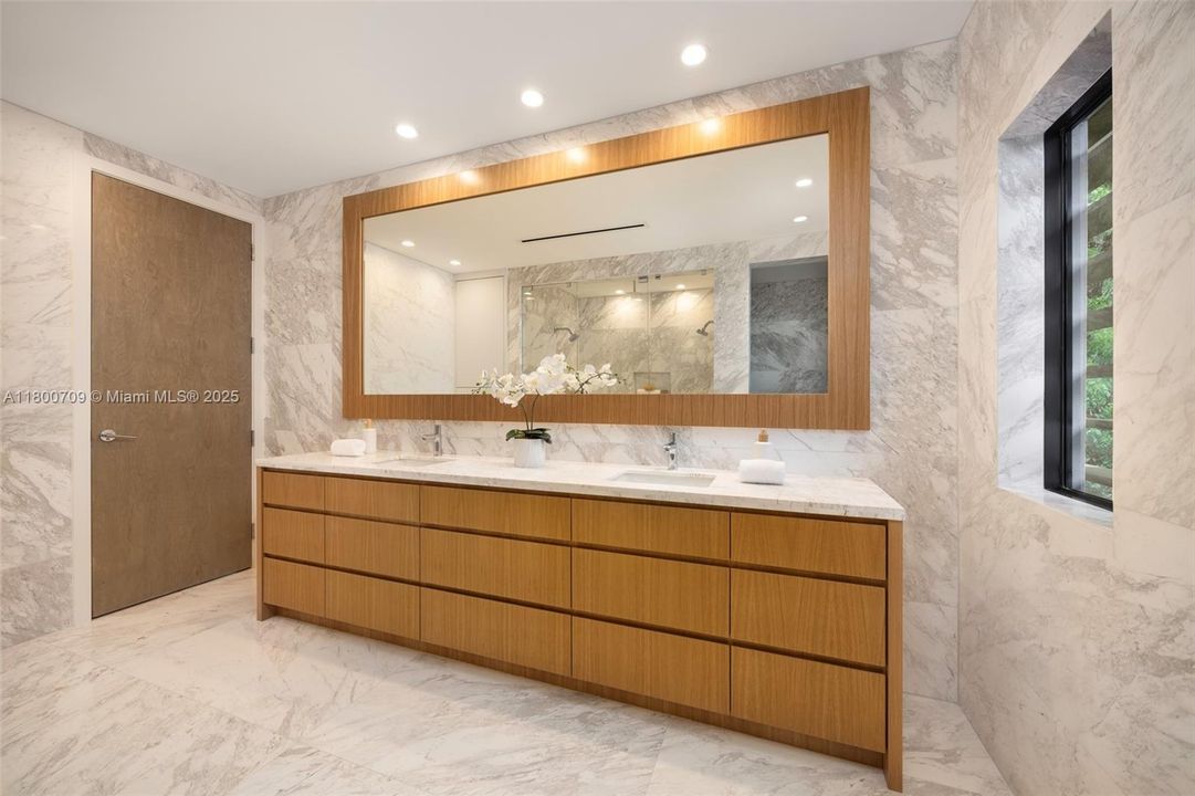 For Sale: $6,300,000 (5 beds, 5 baths, 0 Square Feet)