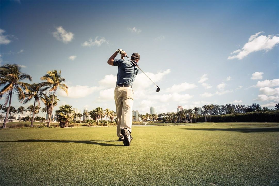 For Sale: $5,890,000 (3 beds, 3 baths, 2740 Square Feet)