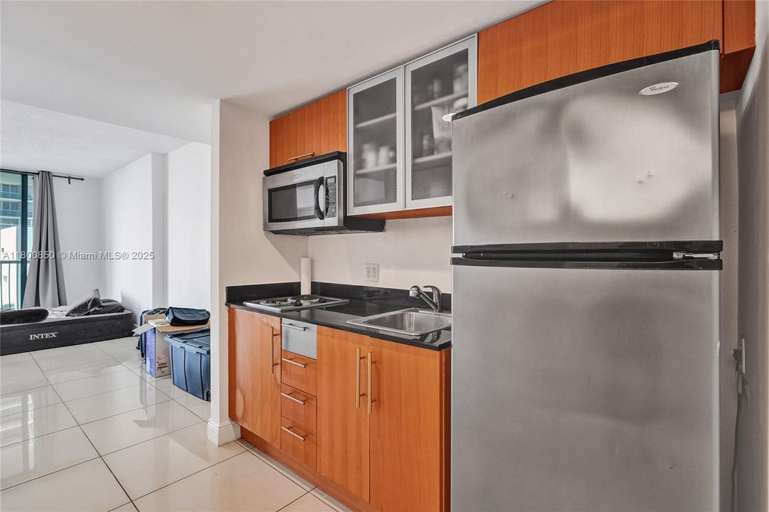 На продажу: $315,000 (0 спален, 1 ванн, 508 Квадратных фут)