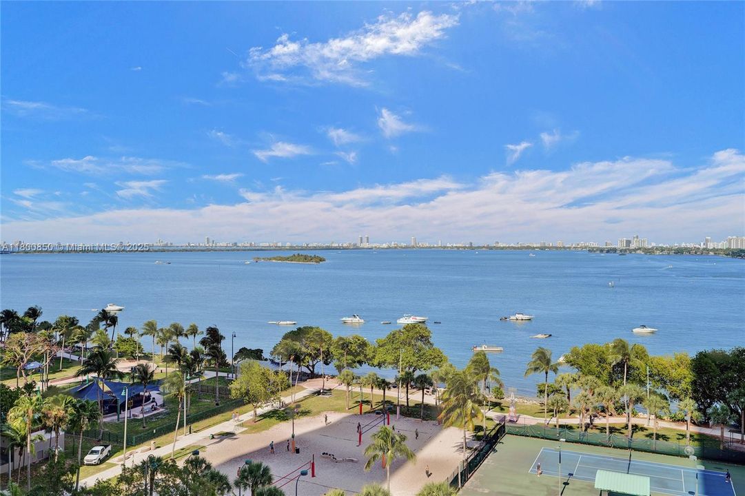 На продажу: $315,000 (0 спален, 1 ванн, 508 Квадратных фут)